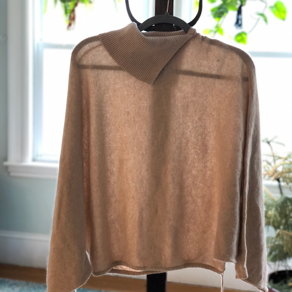 Vintage Bloomingdales 100% cashmere poncho/sweater